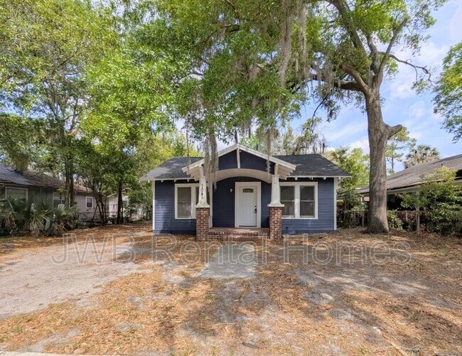 1045 Dorchester St in Jacksonville, FL - Building Photo - Building Photo