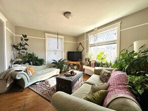 2107-2107 E 5th St in Duluth, MN - Building Photo - Building Photo