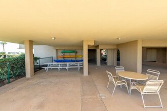 1516 Sandpiper Ln-Unit -310.1346912 in Gulf Shores, AL - Foto de edificio - Building Photo