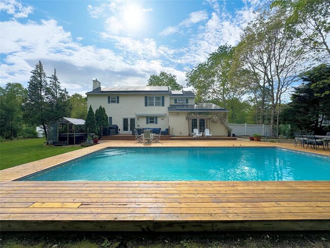 17 Jennifers Path in Westhampton Beach, NY - Building Photo - Building Photo