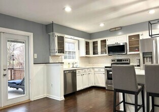 20404 Summersong Ln in Germantown, MD - Building Photo - Building Photo