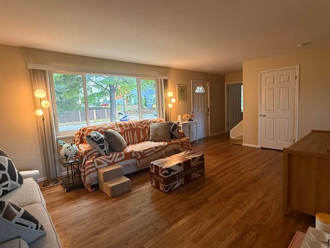 property at 1522 Rainier Dr