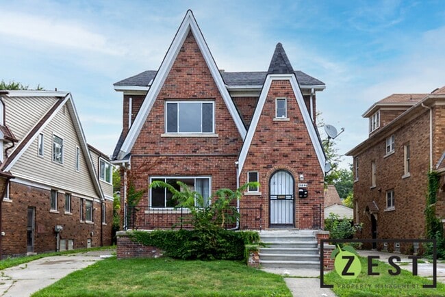 5090 Devonshire Rd, Unit 2 in Detroit, MI - Building Photo - Building Photo