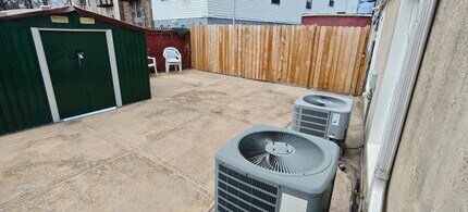 601 Ocean Ave, Unit Unit 3 in Jersey City, NJ - Building Photo - Building Photo