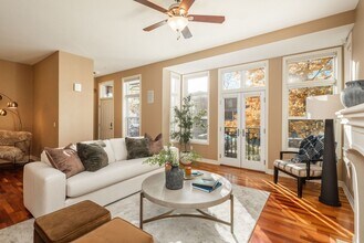 1684 Fillmore St in Denver, CO - Foto de edificio - Building Photo