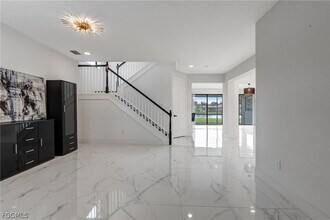 11604 Meadowrun Cir in Ft. Myers, FL - Building Photo - Building Photo