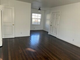 2032-2106 Delaware Ave in Santa Monica, CA - Building Photo