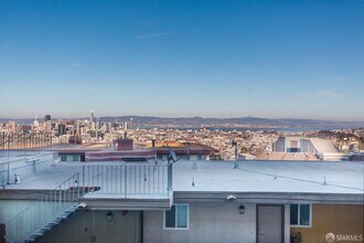 646 Corbett Ave in San Francisco, CA - Building Photo - Building Photo
