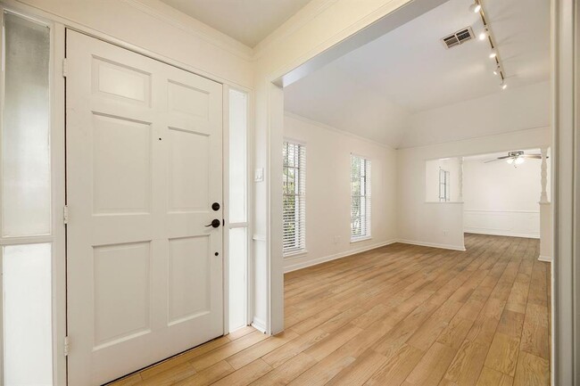 11423 Valley Spring Dr in Houston, TX - Building Photo - Building Photo