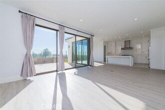 153 Summerland in Irvine, CA - Building Photo - Building Photo
