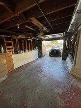 207 Woodrow St in Daly City, CA - Foto de edificio - Building Photo