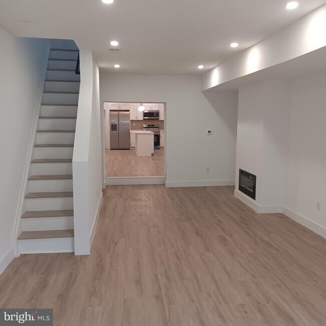 2507 Salmon St in Philadelphia, PA - Building Photo - Building Photo