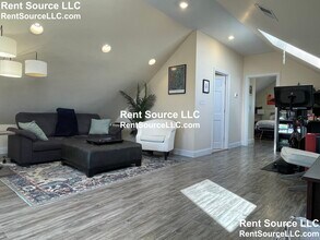 107 Yale St in Medford, MA - Building Photo - Building Photo