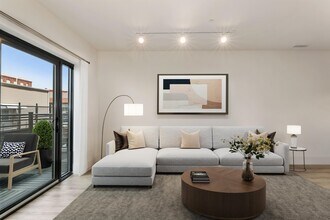 391 Palisade Ave in Jersey City, NJ - Building Photo - Building Photo