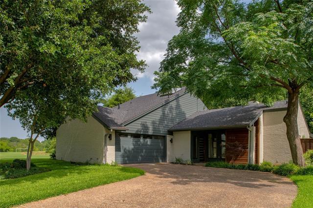property at 1500 Idyllwild Dr
