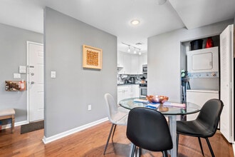 420 Jefferson St, Unit 3D in Hoboken, NJ - Foto de edificio - Building Photo