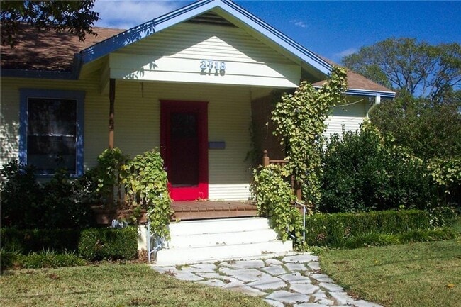 2718 E 22nd St in Austin, TX - Building Photo - Building Photo