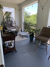 2000 Belle Isle Ave, Unit 305 in Mount Pleasant, SC - Building Photo - Building Photo