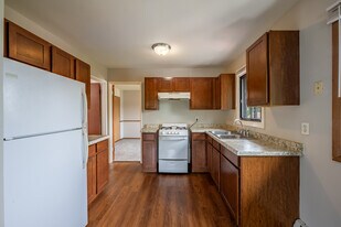 Minnehaha Apartments in Minneapolis, MN - Building Photo