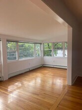 3139 Country Club Rd in Bronx, NY - Foto de edificio - Building Photo