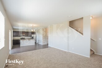 6481 N Dunkirk Ct in Aurora, CO - Building Photo - Building Photo