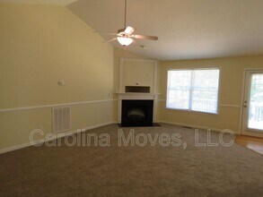 22 Cunningham Cir in Taylors, SC - Building Photo - Building Photo