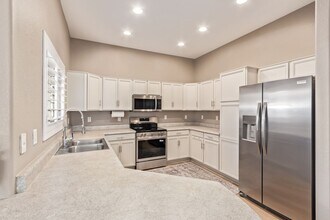 7978 W Beck Ln in Peoria, AZ - Building Photo - Building Photo