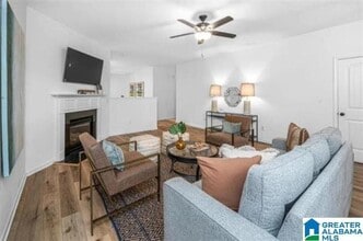 305 Polo Ct in Chelsea, AL - Foto de edificio - Building Photo