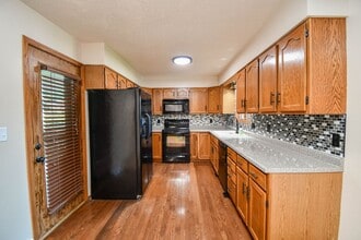 602 E 57th St in Sioux Falls, SD - Building Photo - Building Photo