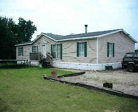 Pond Fork Church Rd in Talmo, GA - Building Photo