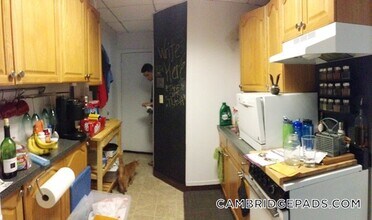 60 Walden St, Unit 3 in Cambridge, MA - Building Photo - Building Photo