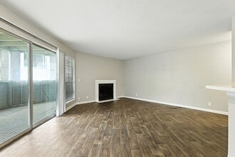 Newport Apartment Homes in Nashville, TN - Foto de edificio - Building Photo