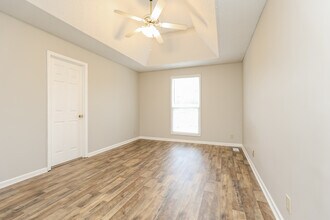 3507 Clearwater Dr in Clarksville, TN - Foto de edificio - Building Photo