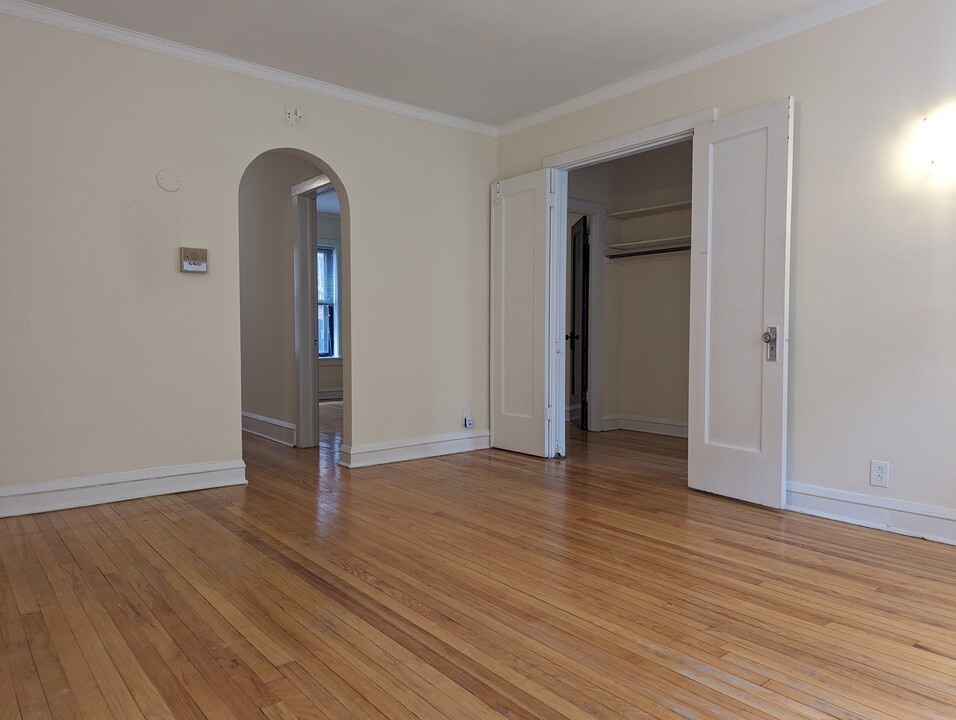 4914 N Hoyne Ave in Chicago, IL - Building Photo
