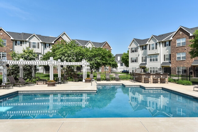 Woodbury Park at City Centre in Woodbury, MN - Building Photo - Building Photo
