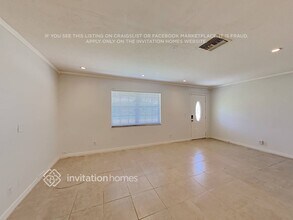 9033 Fashion Pl in Wellington, FL - Building Photo - Building Photo
