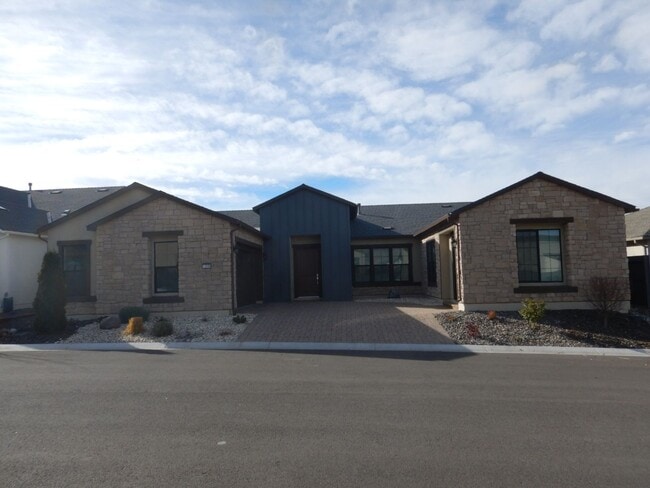 12039 Babbling Brk St in Reno, NV - Building Photo - Building Photo