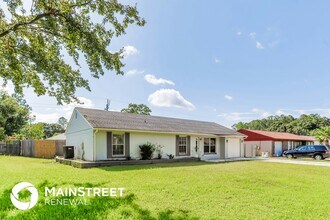 1693 Susan Dr in Middleburg, FL - Building Photo - Building Photo