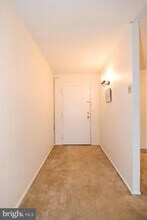 7721 Tremayne Pl in McLean, VA - Building Photo - Building Photo