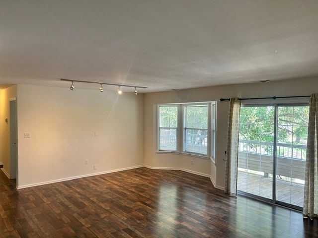 property at 106 Lassen Ct