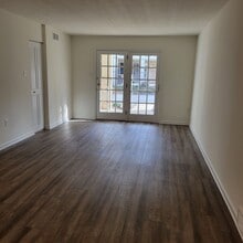 Chateau d'Eden in Lancaster, PA - Foto de edificio - Building Photo