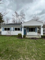 924 Northridge Rd in Columbus, OH - Building Photo