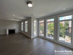 20 Marion St, Unit 46 in Brookline, MA - Building Photo - Building Photo