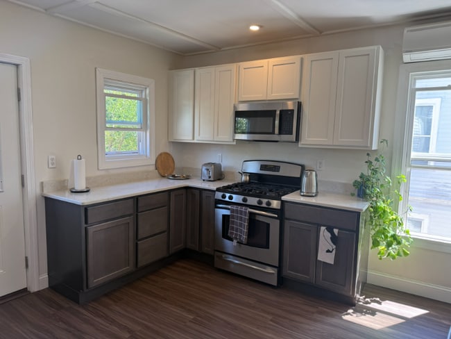 71 Willard Ave, Unit Unit 3 in Springfield, MA - Building Photo - Building Photo