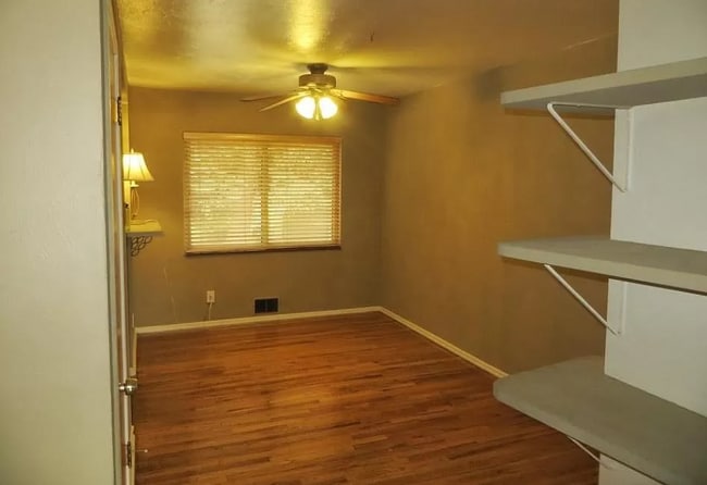 2944 S Winona Ct in Denver, CO - Building Photo - Building Photo