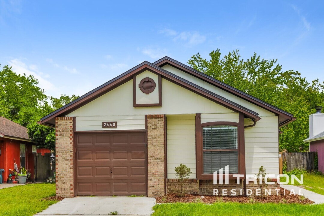 2660 Malibu Cir in Orange Park, FL - Building Photo