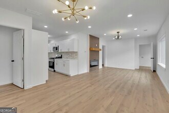 808 S Park Dr in Marietta, GA - Building Photo - Building Photo