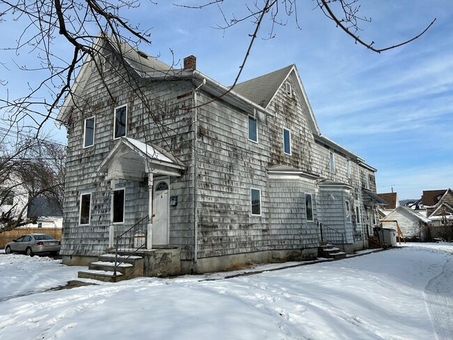 232 Birchwood Ave in Elmira, NY - Building Photo - Building Photo