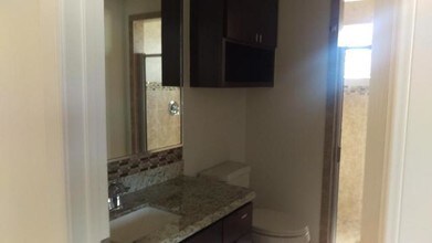 1216 E Pine Ridge Ave, Unit 3 in McAllen, TX - Building Photo - Building Photo