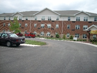 Spruce Manor / Balsam Terrace in Jacksonville, IL - Foto de edificio